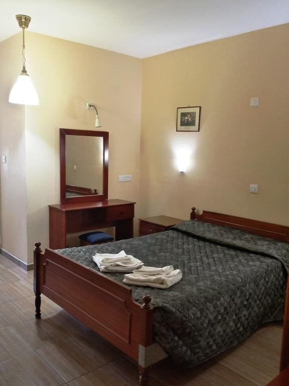 Minaides Hotel Kakopetria Esterno foto